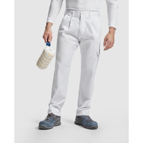 Tiesios kelnės vyrams...